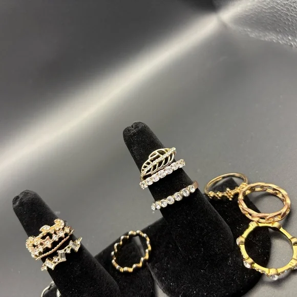 Rings - Picture 3 of 10